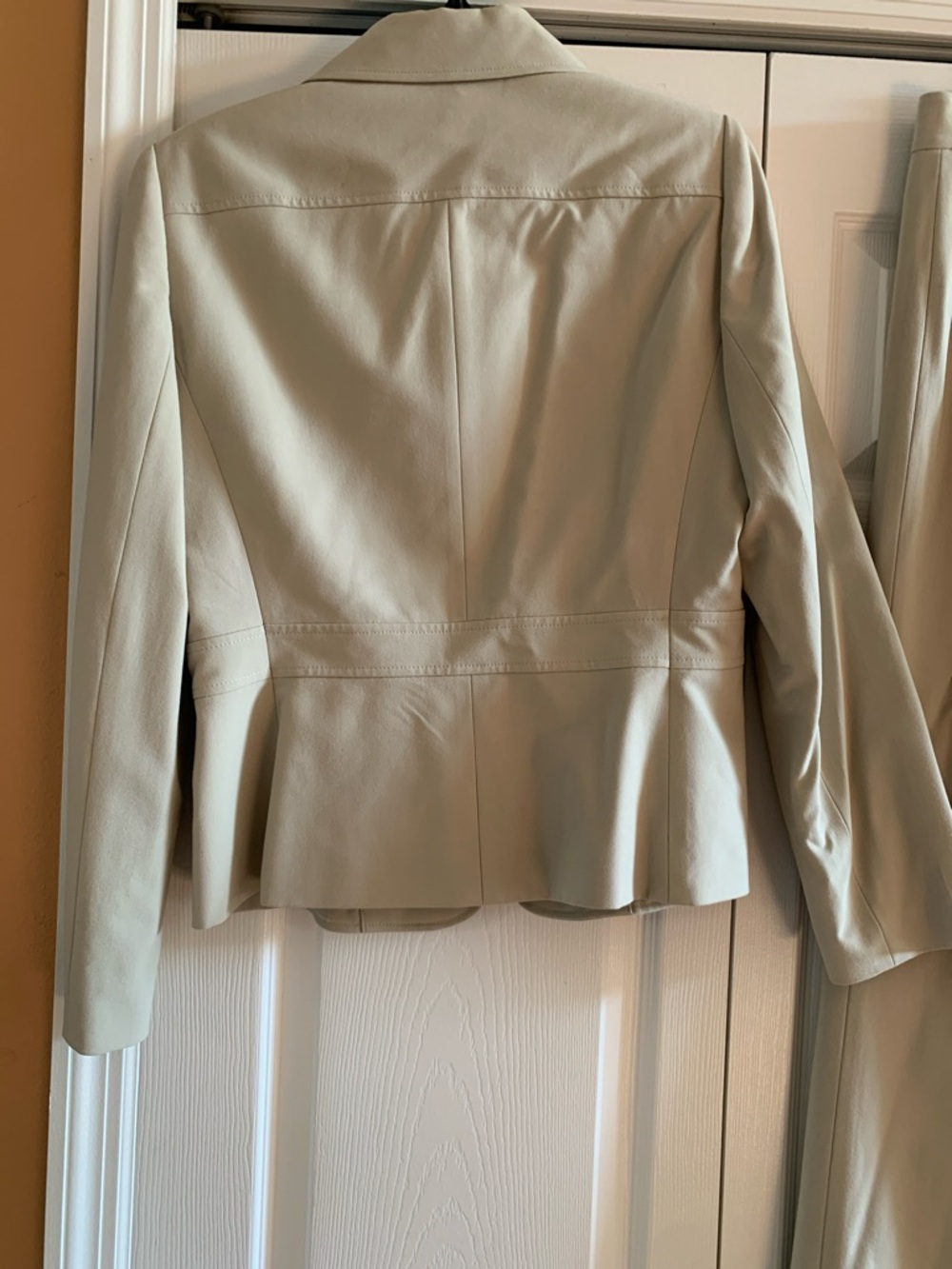 Tahari ASL Tan Two-Piece Pant Suit - Picture 6 of 13